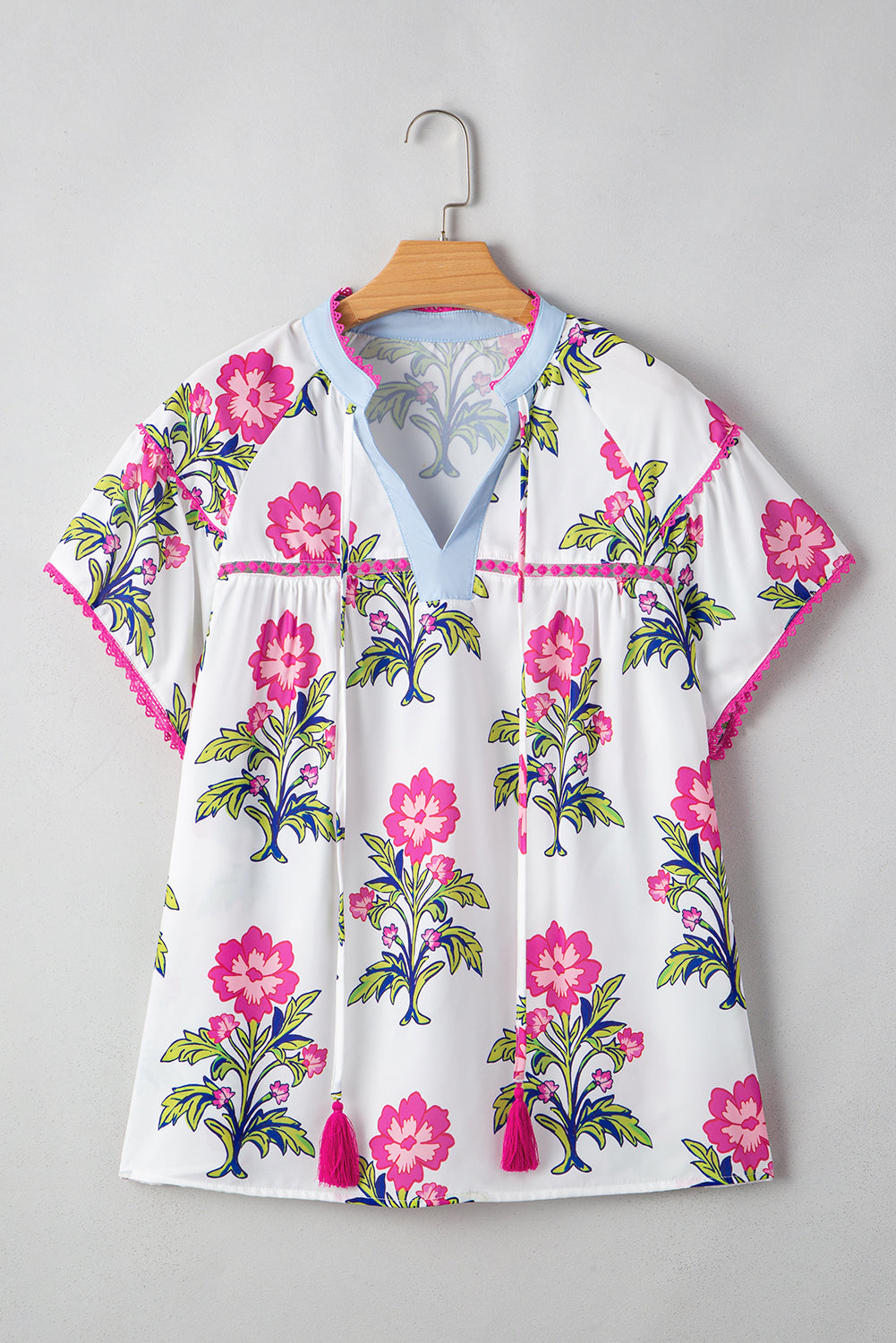 Plus Size Floral Contrast V-Neck Blouse
