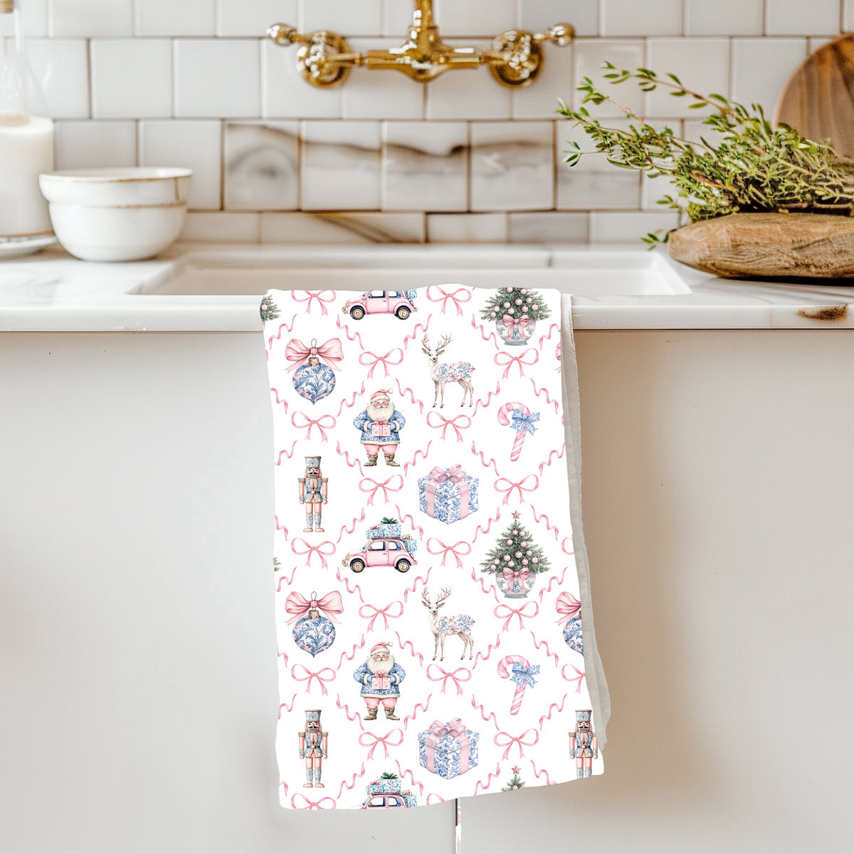 Curated Christmas kitchen decor
Premium holiday dish towels
Specialty Christmas kitchen accessories
Designer holiday kitchen essentials