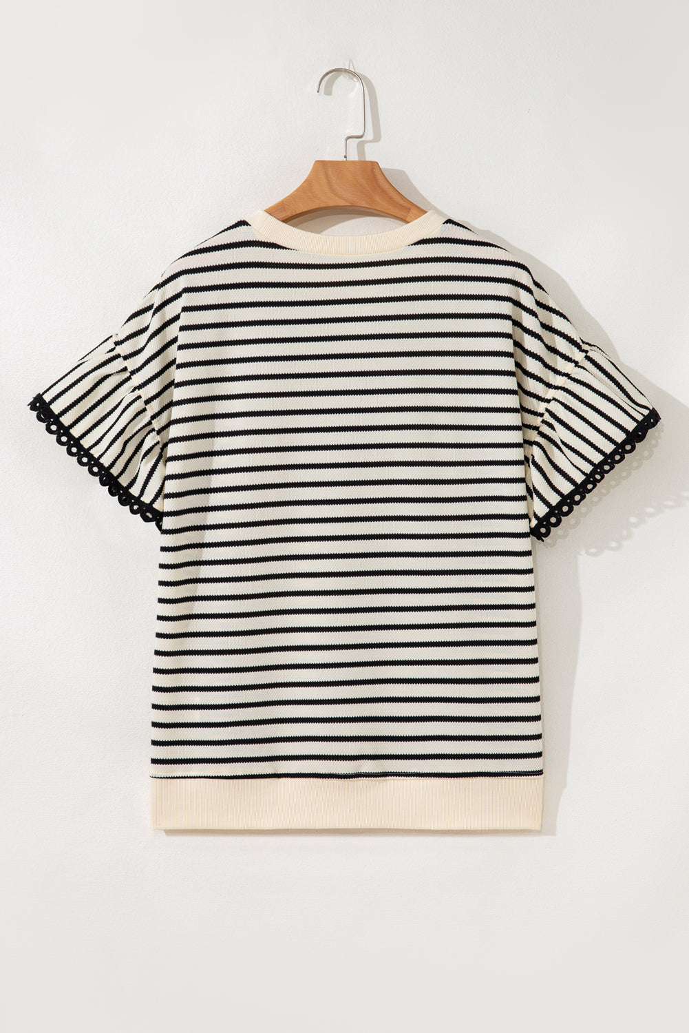 Plus Size Stripe Scallop Trim Short Sleeve Top