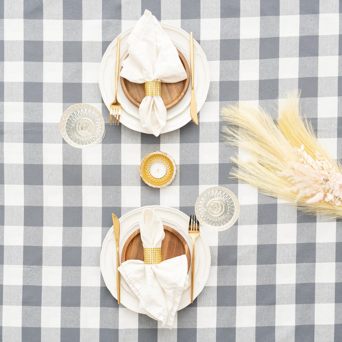 Classic Plaid Tablecloth