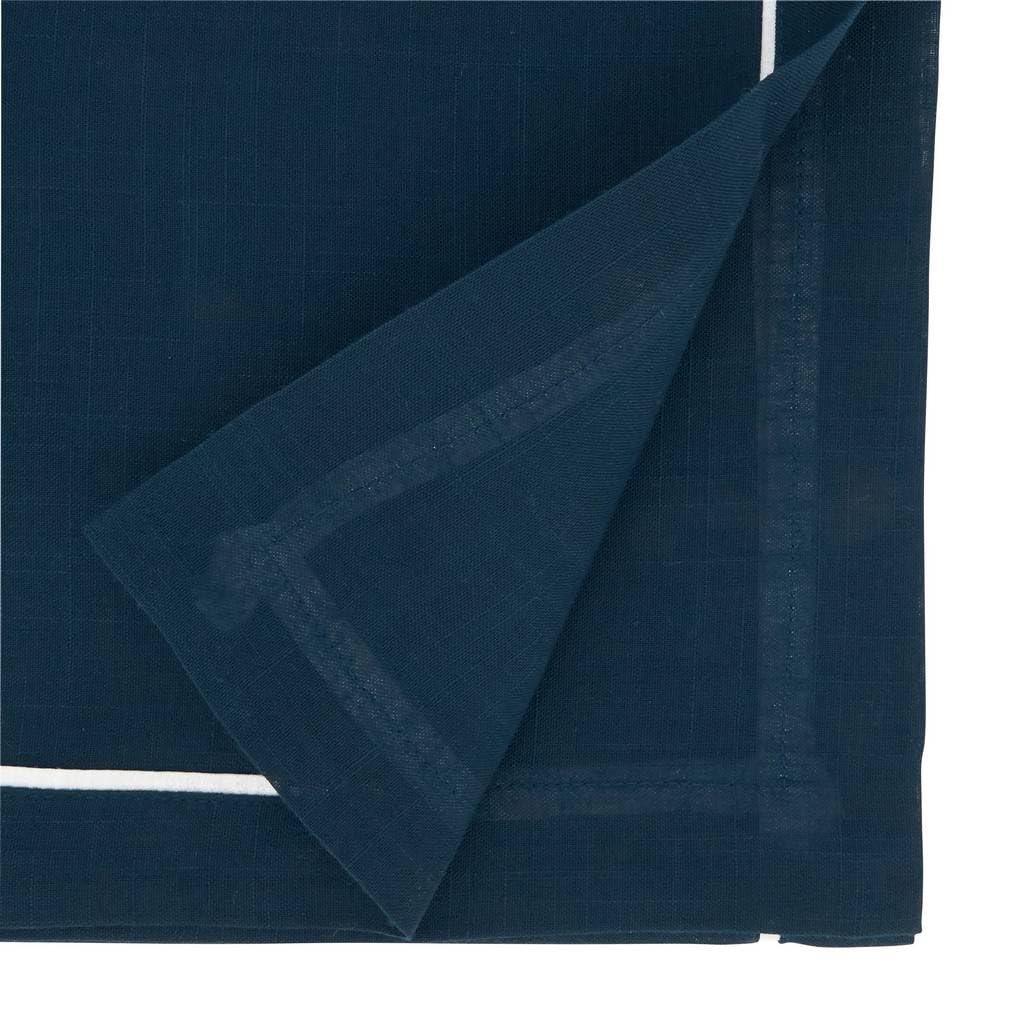 Classic Pleated Border Table Runner