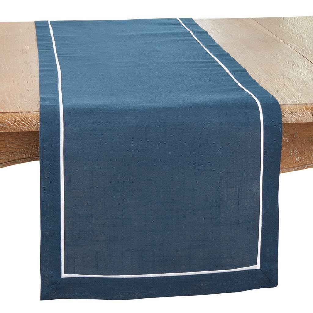 Classic Pleated Border Table Runner