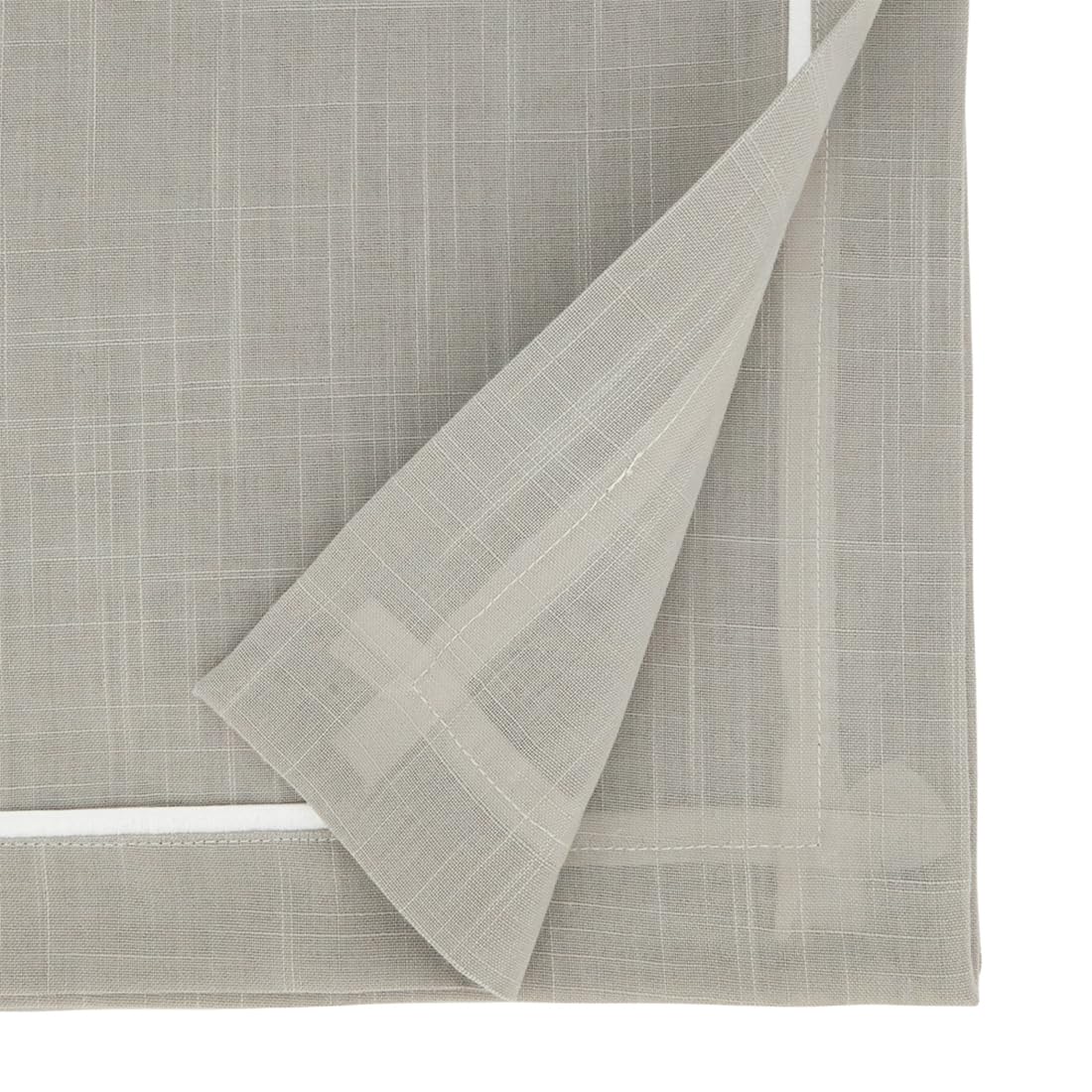 Classic Pleated Border Table Runner