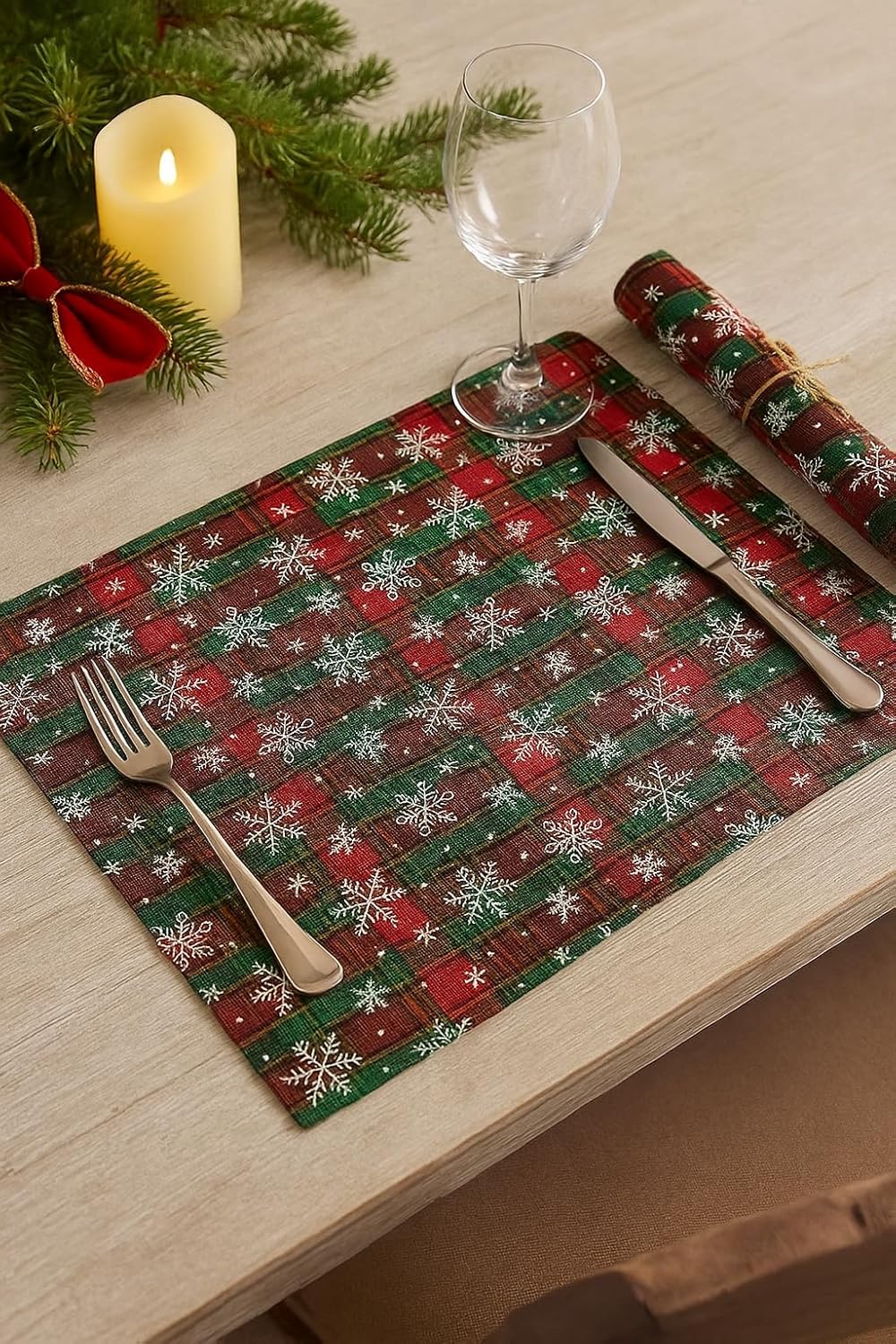 Tartan Snowflake Placemats — Set of 4