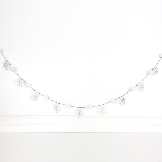 60x3x.25 pom pom garland (SNWFLKS) white/bk