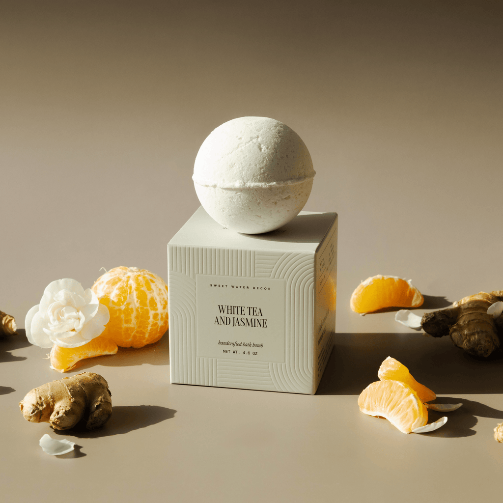 White Tea and Jasmine 4.6 oz Bath Bomb