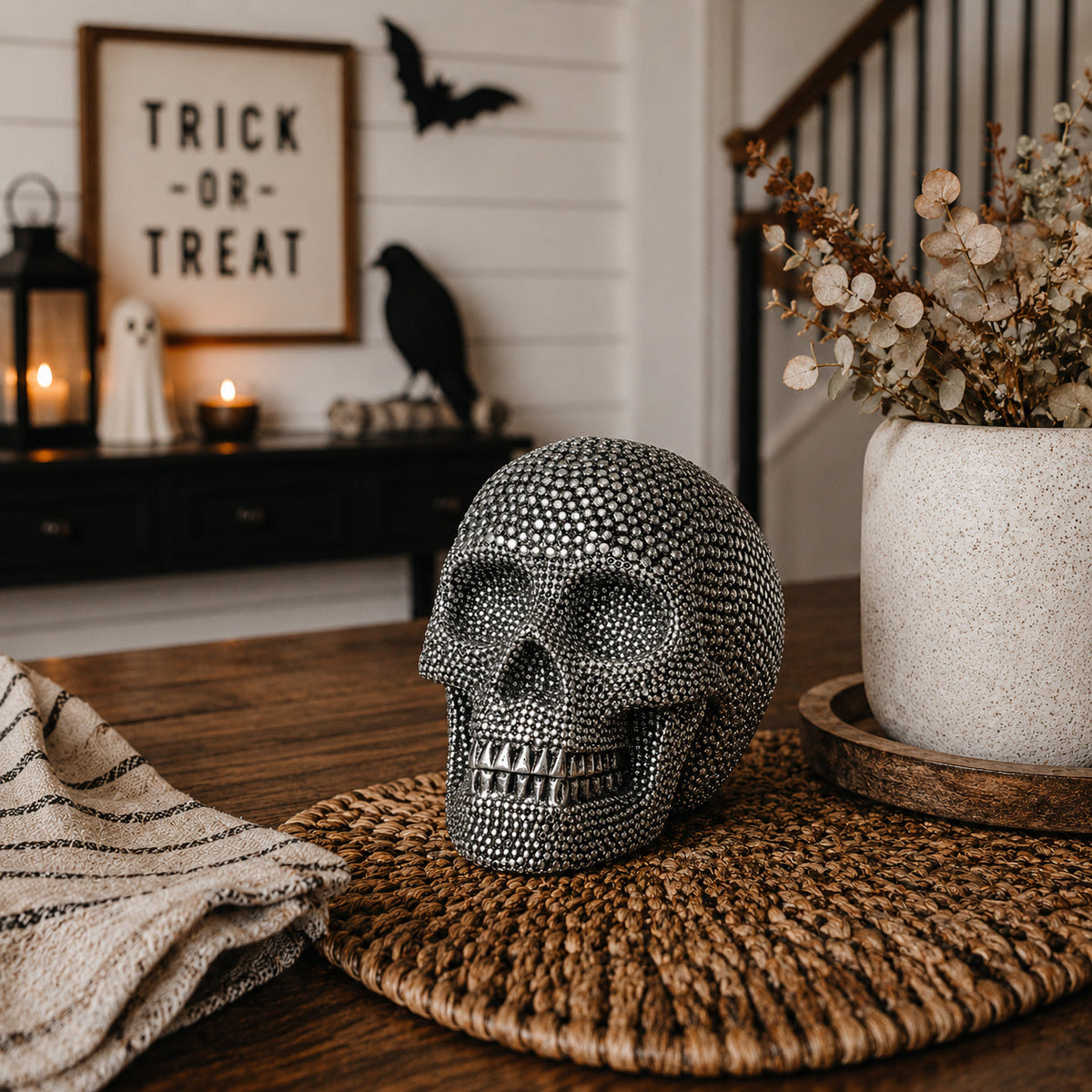 Skull Halloween Figurine in Silver or Gold