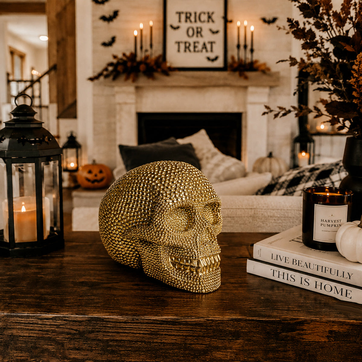Skull Halloween Figurine in Silver or Gold