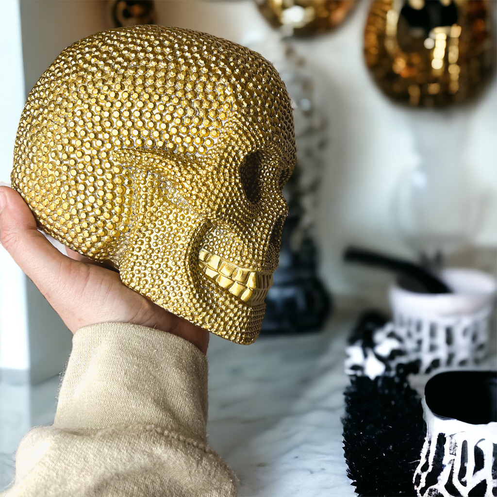 Skull Halloween Figurine in Silver or Gold