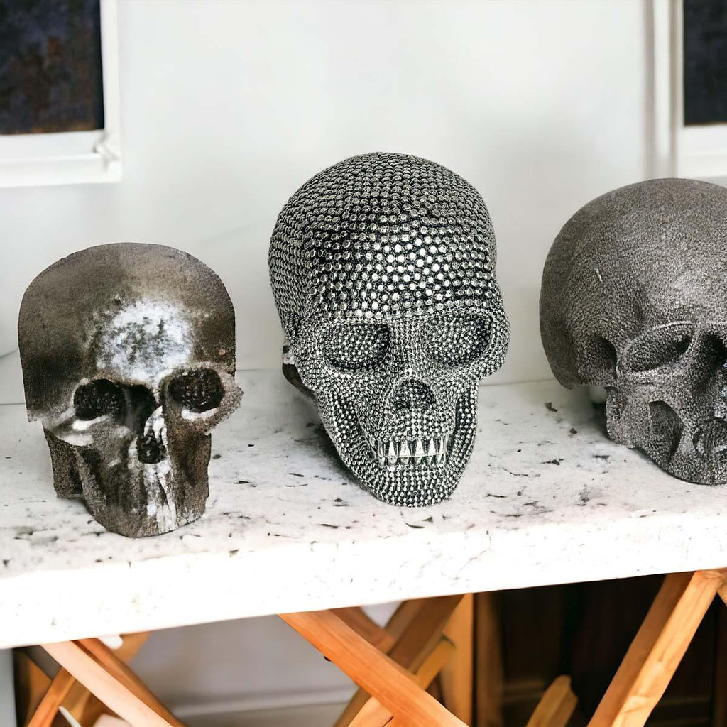 Skull Halloween Figurine in Silver or Gold