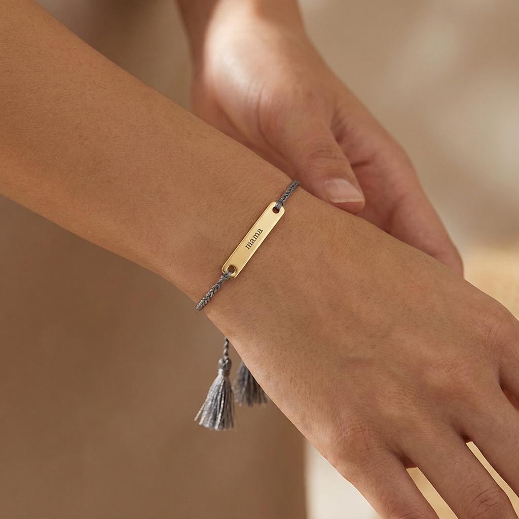Mama Adjustable Bracelet