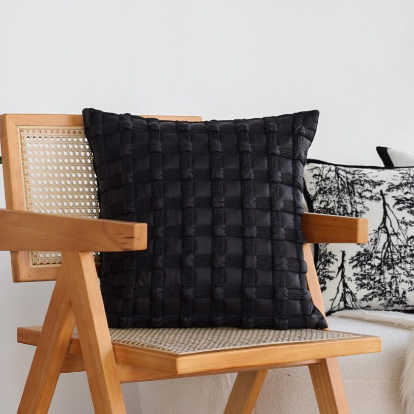 Pack of 2 Textured Decorative Throw Pillows 18x18