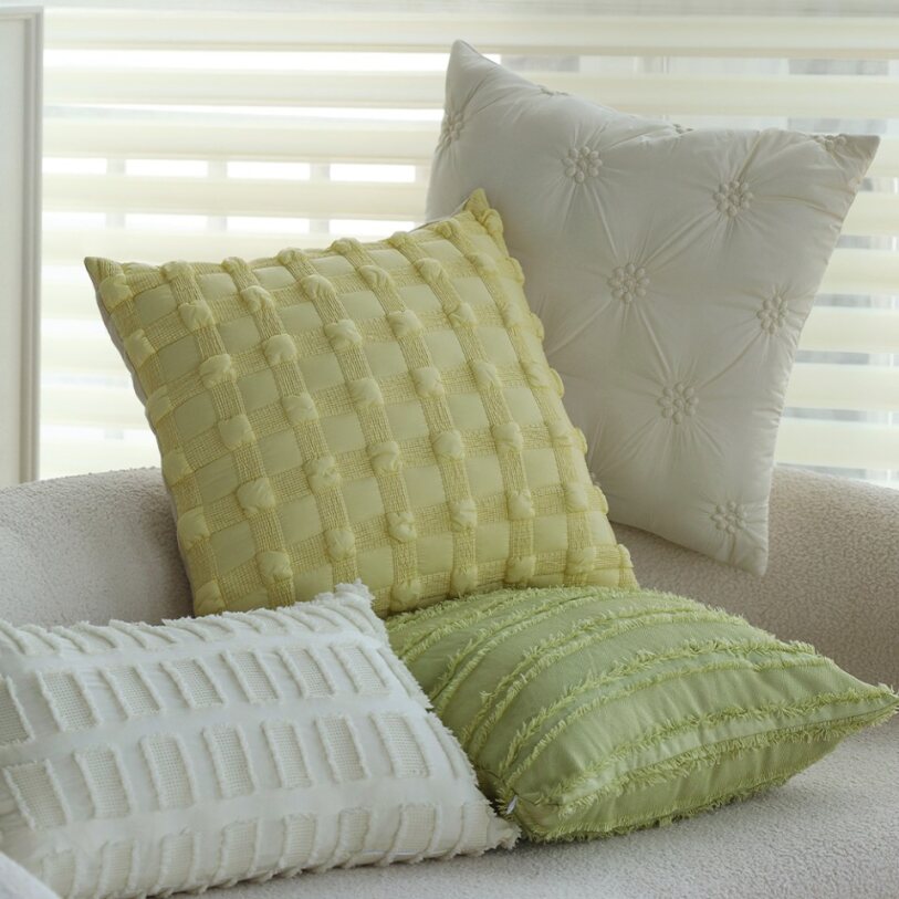 Pack of 2 Textured Decorative Throw Pillows 18x18