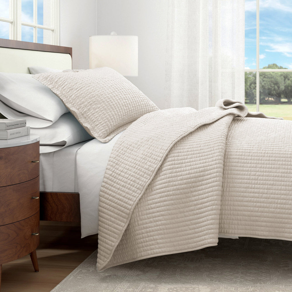 Alicia Solid Channel Stitch Quilt Set
