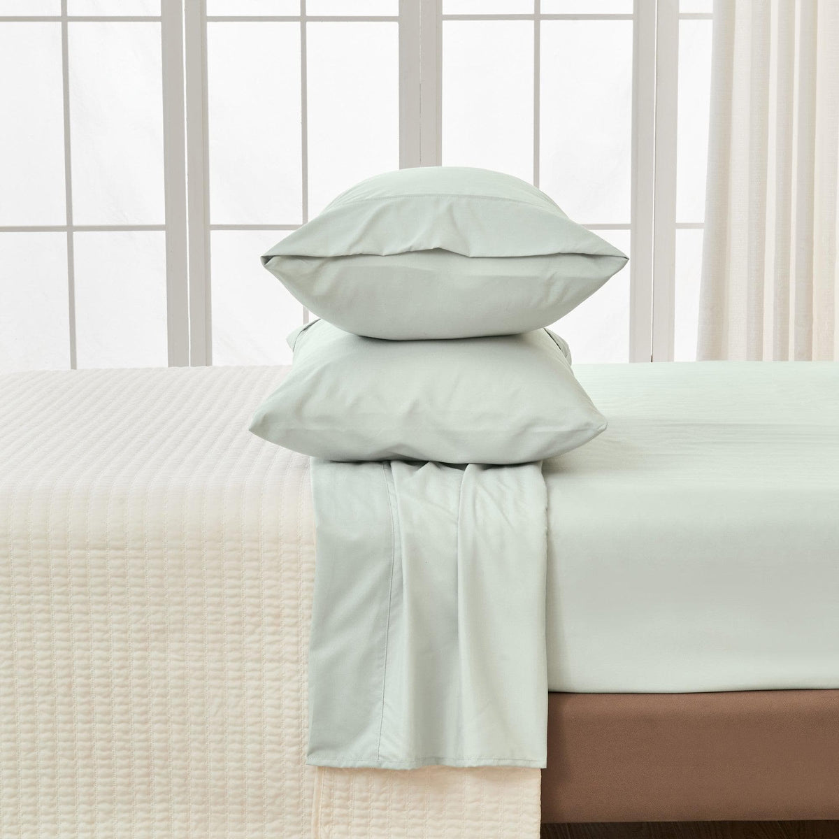 Amara Solid Sheet Set