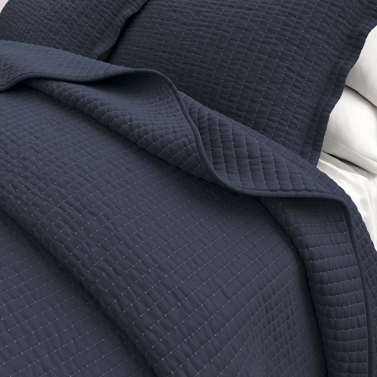 Alicia Solid Channel Stitch Quilt Set