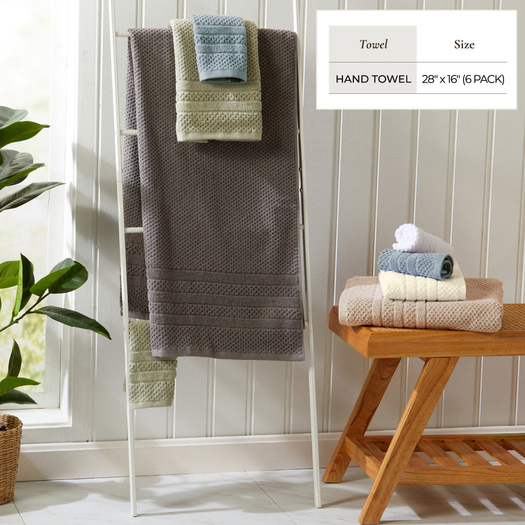 Giuliana Collection Checkered Jacquard Bath Towel Set