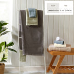 Giuliana Collection Checkered Jacquard Bath Towel Set