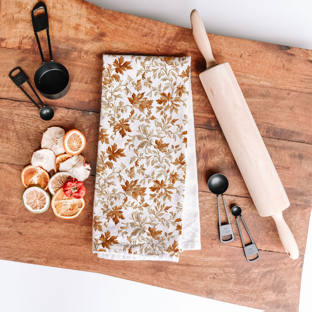 Classic Leaves Kitchen Towel