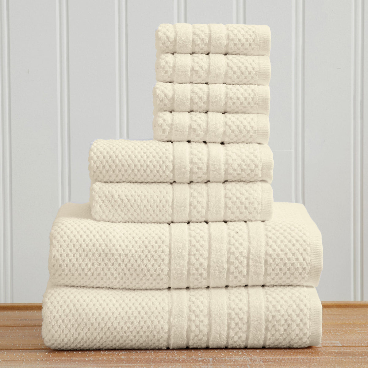 Giuliana Collection Checkered Jacquard Bath Towel Set