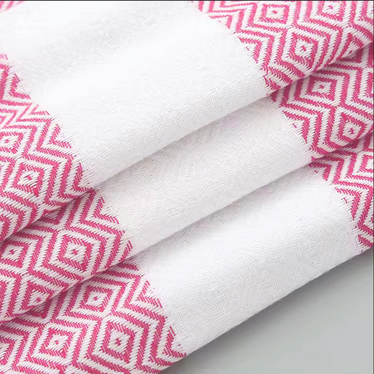 Diamond Towel 200GSM