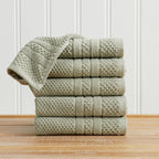 Giuliana Collection Checkered Jacquard Bath Towel Set