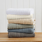 Giuliana Collection Checkered Jacquard Bath Towel Set