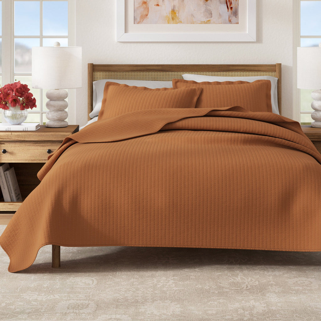 Alicia Solid Channel Stitch Quilt Set