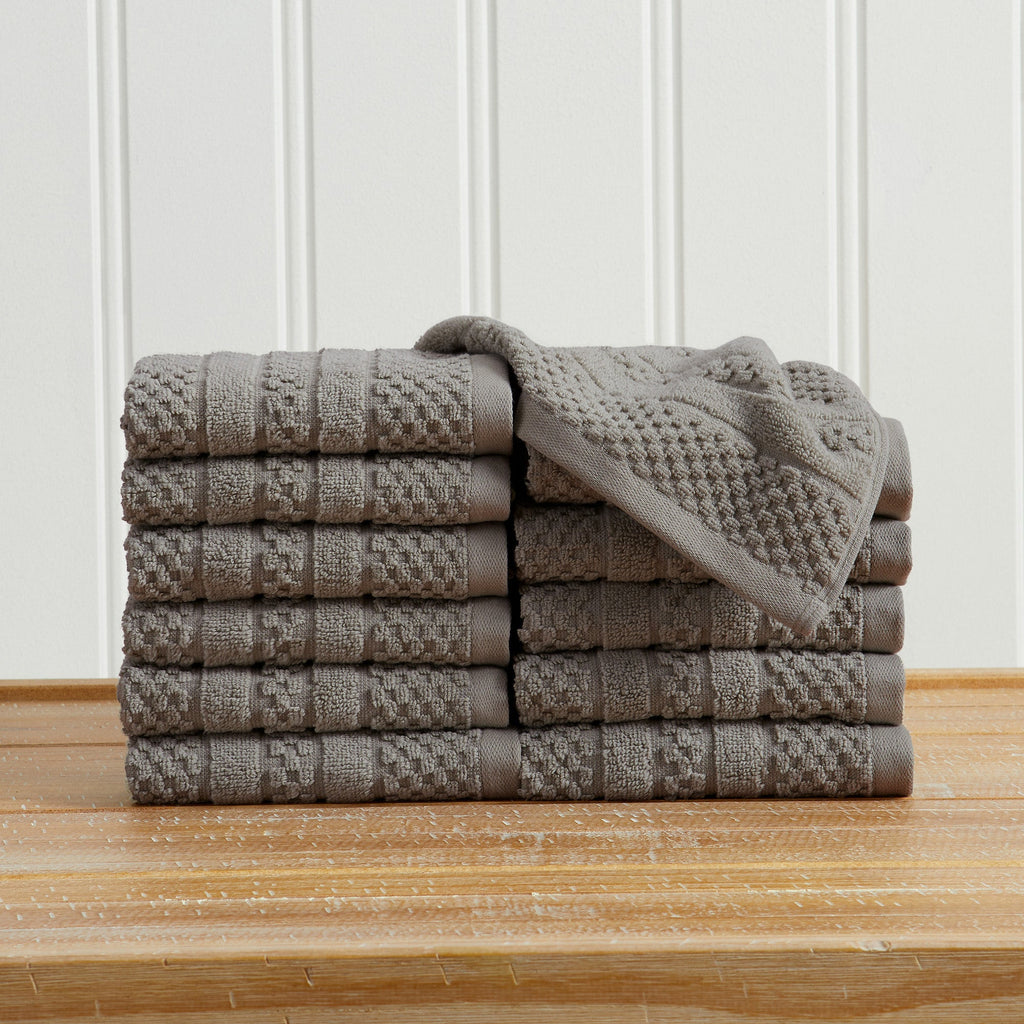 Giuliana Collection Checkered Jacquard Bath Towel Set